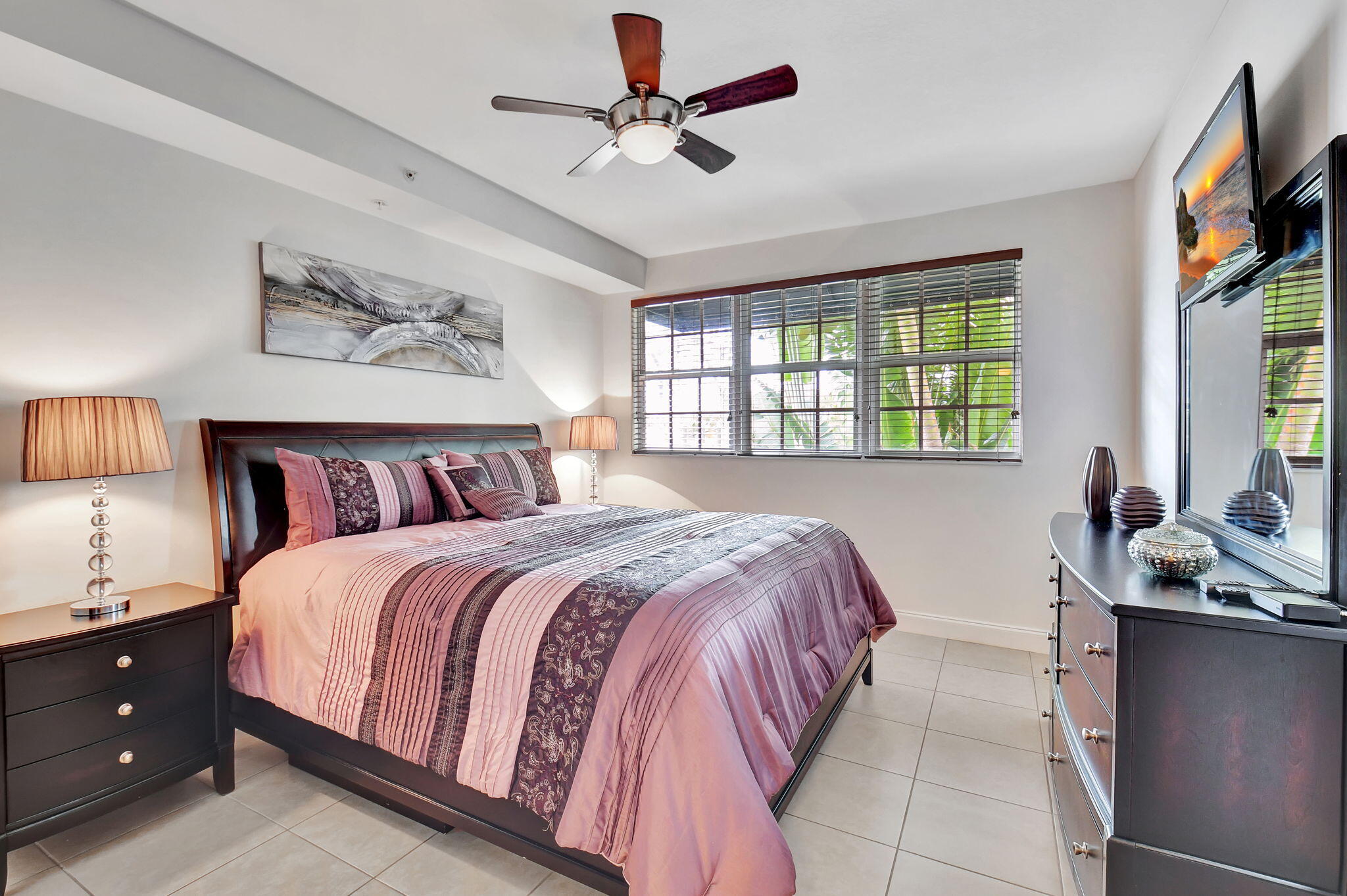 225 Northeast 1st Street, Unit 214 Delray Beach, FL 33444 - Photo 16 of 56 29-web-or-mls-DSC_6428