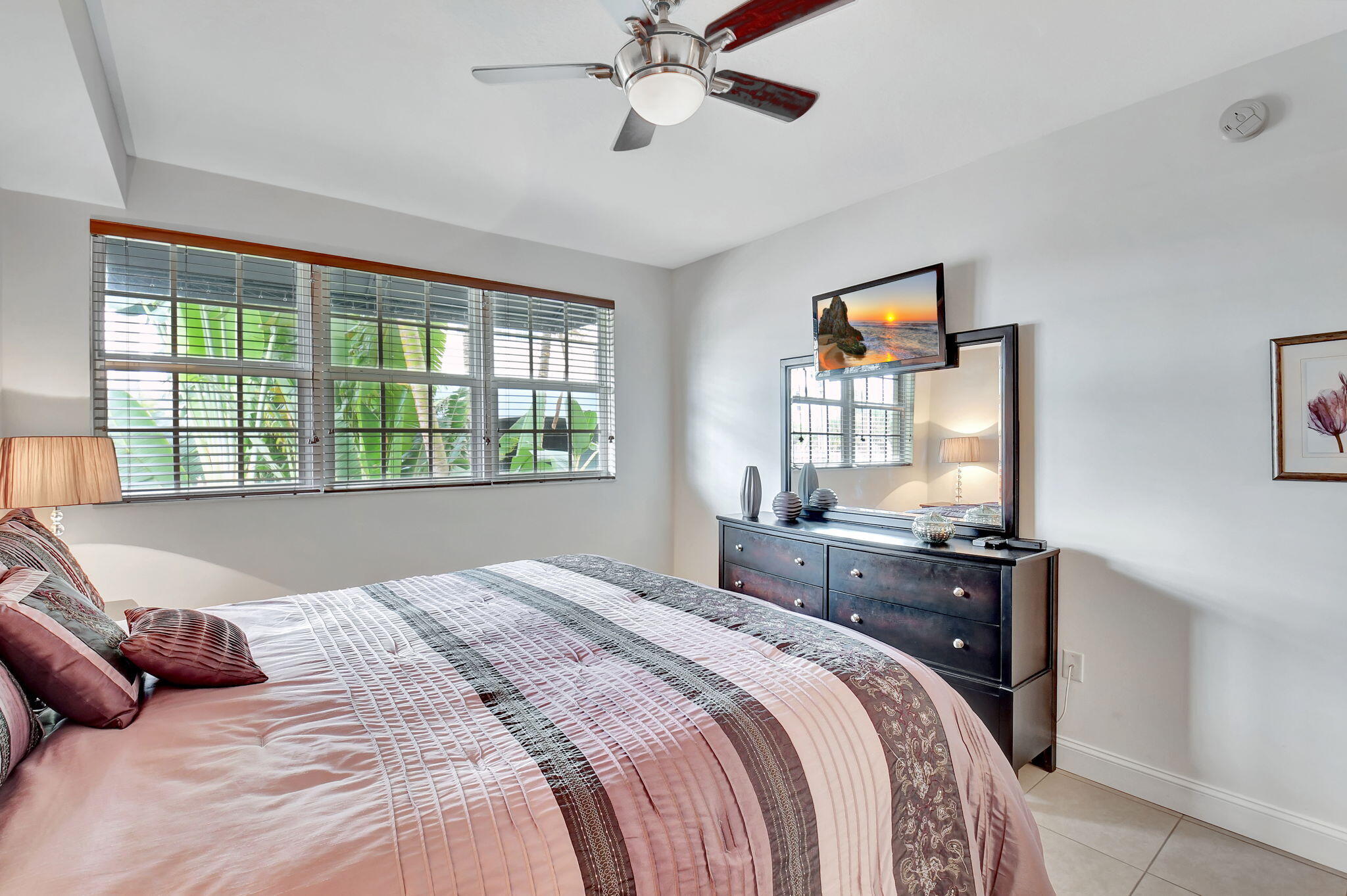 225 Northeast 1st Street, Unit 214 Delray Beach, FL 33444 - Photo 17 of 56 30-web-or-mls-DSC_6433