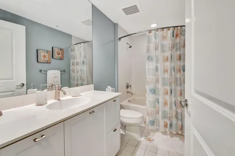 $1,050,000 | 225 Northeast 1st Street, Unit 214, Delray Beach, FL 33444