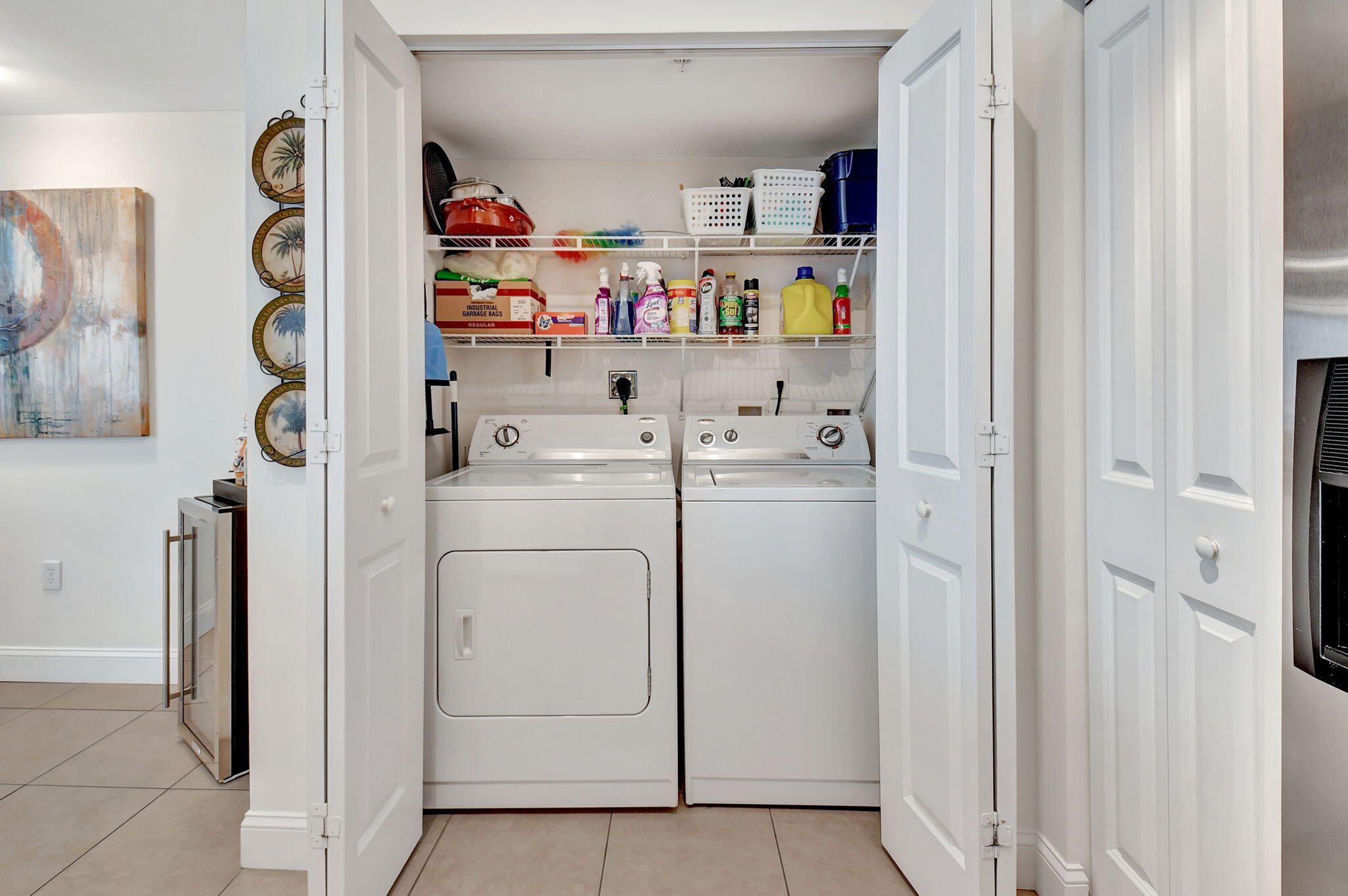 225 Northeast 1st Street, Unit 214 Delray Beach, FL 33444 - Photo 24 of 56 17-web-or-mls-DSC_6358