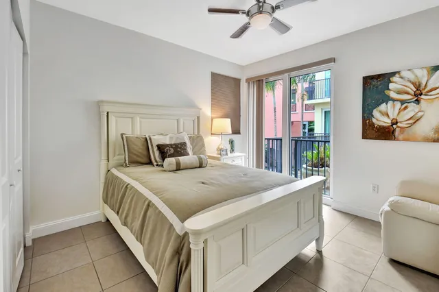 $1,050,000 | 225 Northeast 1st Street, Unit 214, Delray Beach, FL 33444