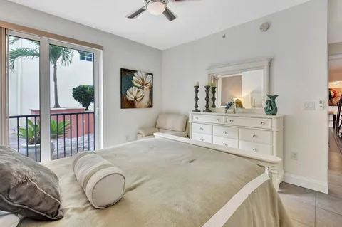 $1,050,000 | 225 Northeast 1st Street, Unit 214, Delray Beach, FL 33444