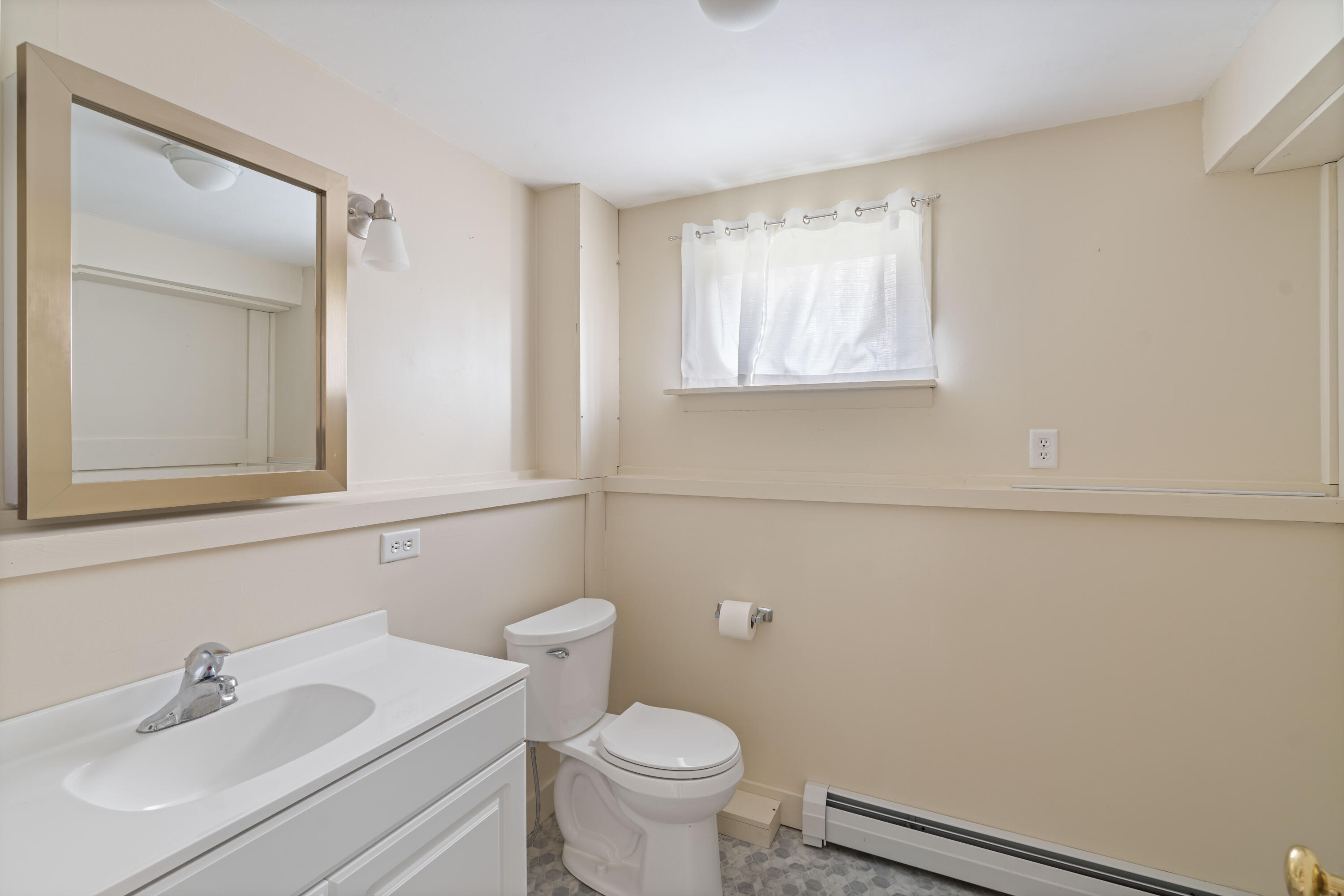 324 Gibbs Road Wiscasset, ME 04578 - Photo 49 of 63 324 Gibbs Road Wiscasset 054