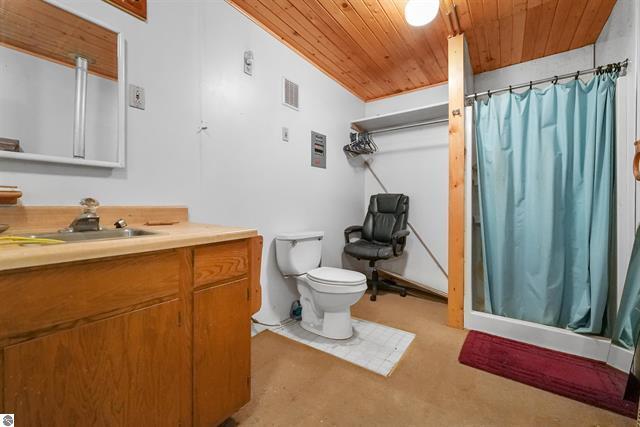 7240 East 20 Road Manton, MI 49663 - Photo 26 of 29 26