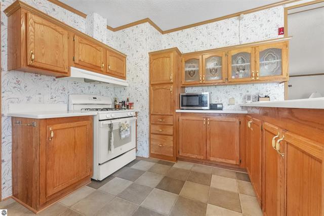 7240 East 20 Road Manton, MI 49663 - Photo 8 of 29 8
