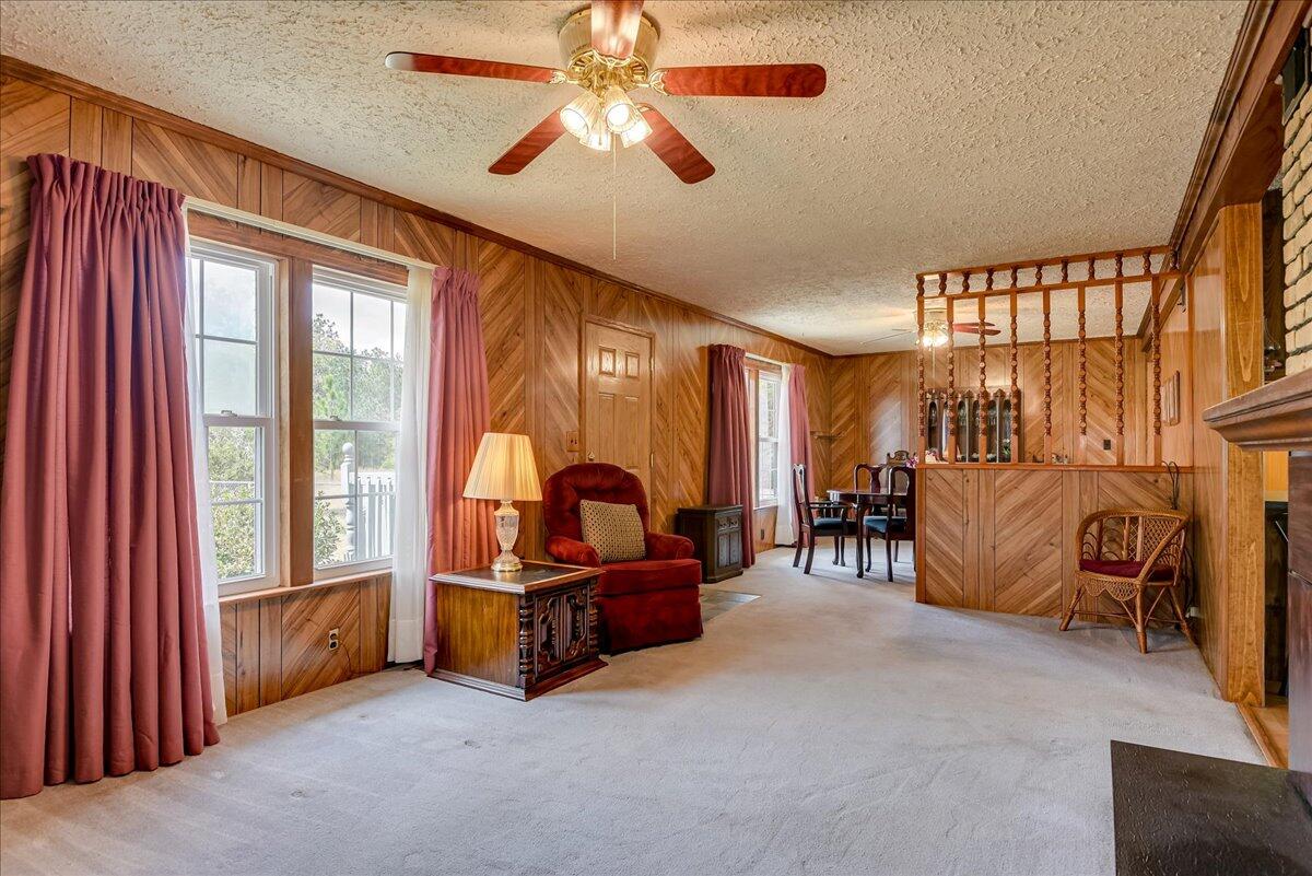 367 Pearl Bonnett Road Windsor, SC 29856 - Photo 10 of 37