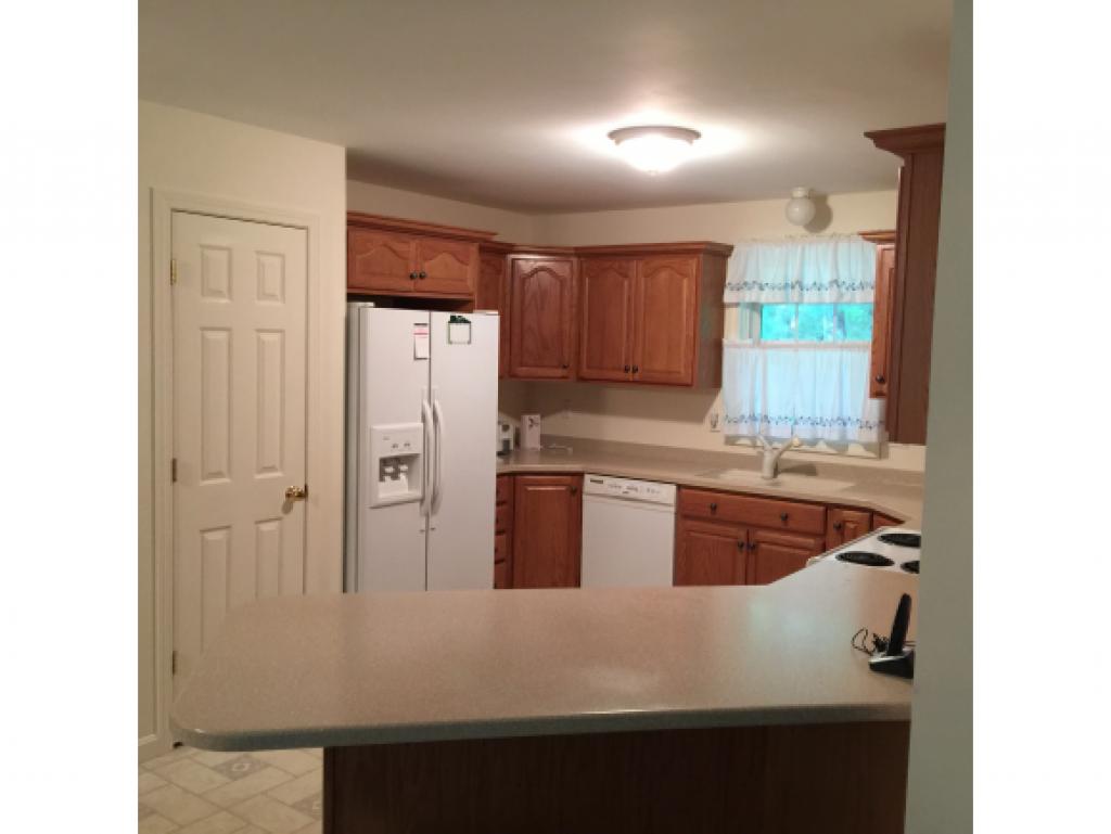 23 Hawkview Road Hudson, NH 03051 - Photo 3 of 14