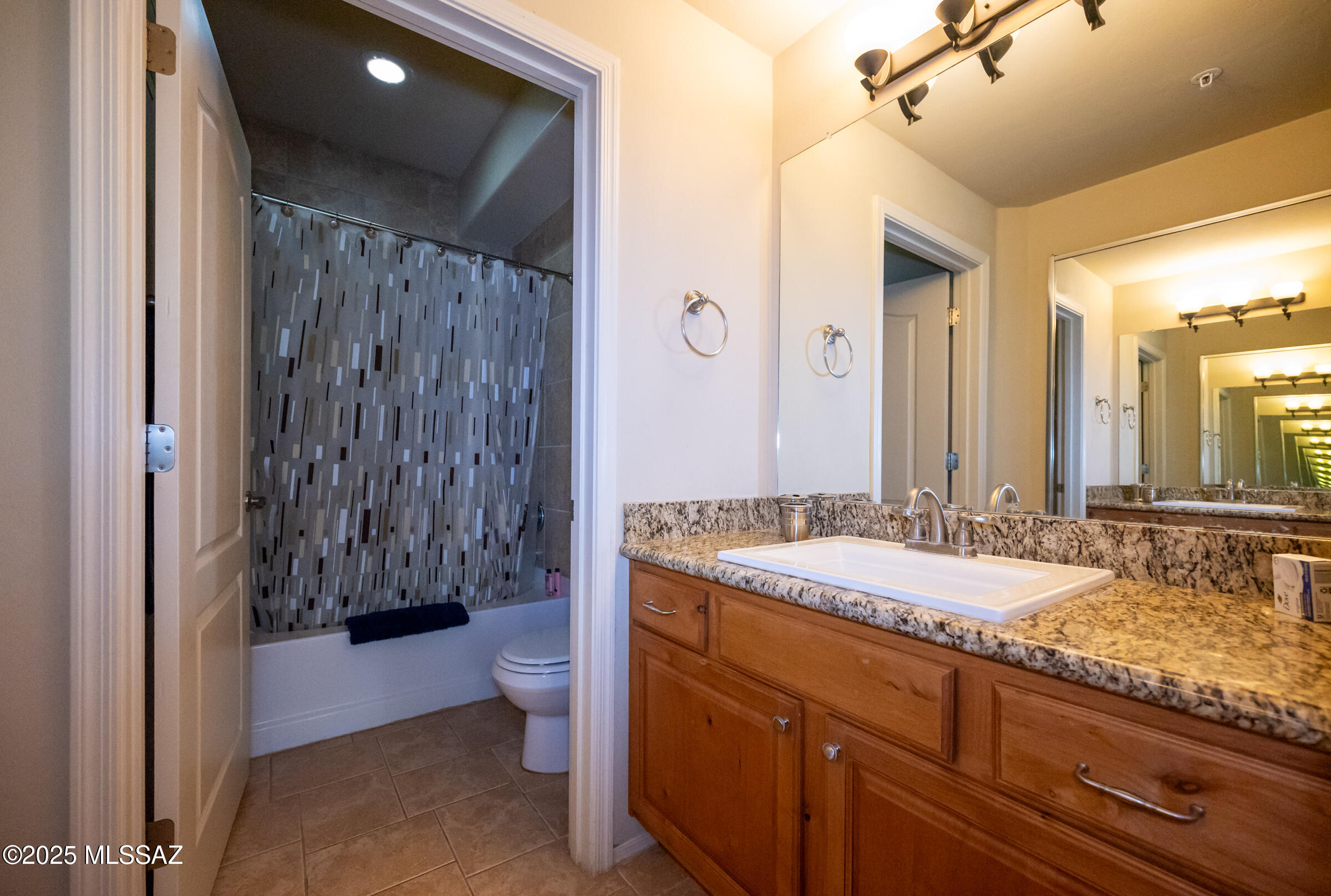 2550 East River Road, Unit 20102 Tucson, AZ 85718 - Photo 11 of 23