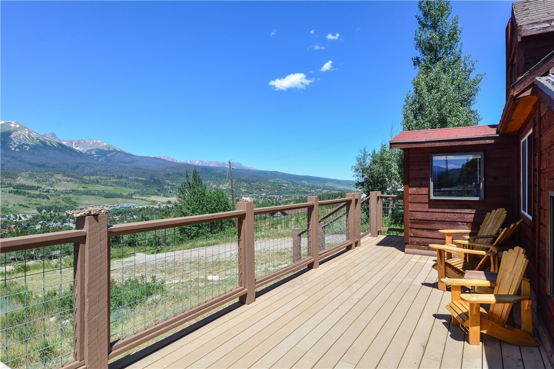 89 V Road Silverthorne, CO 80498 - Photo 17 of 25 Deck and view.