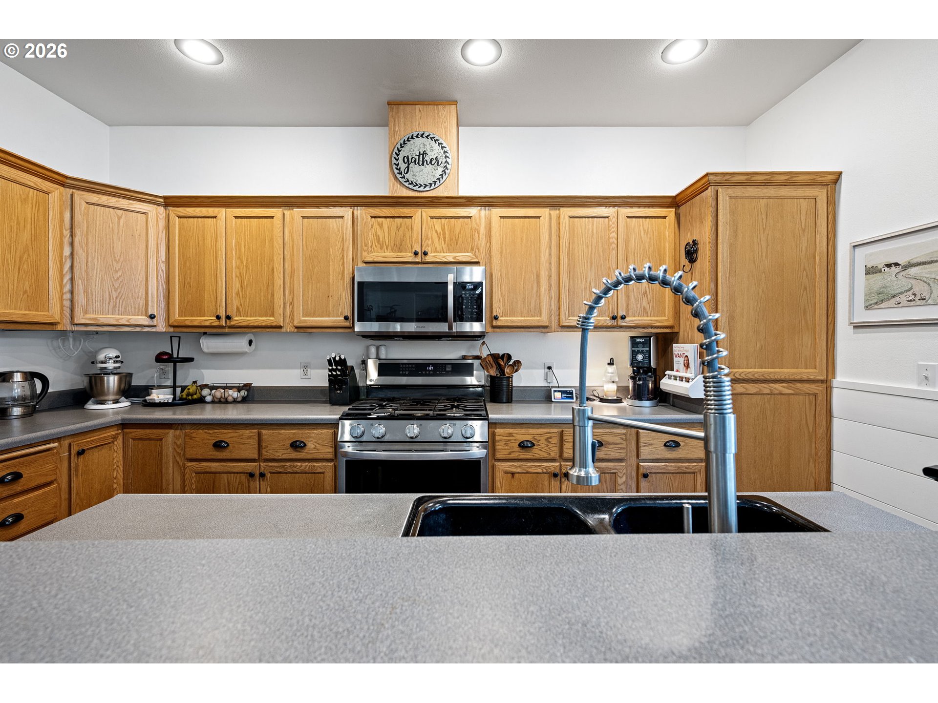 5467 Baden Way Eugene, OR 97402 - Photo 14 of 47
