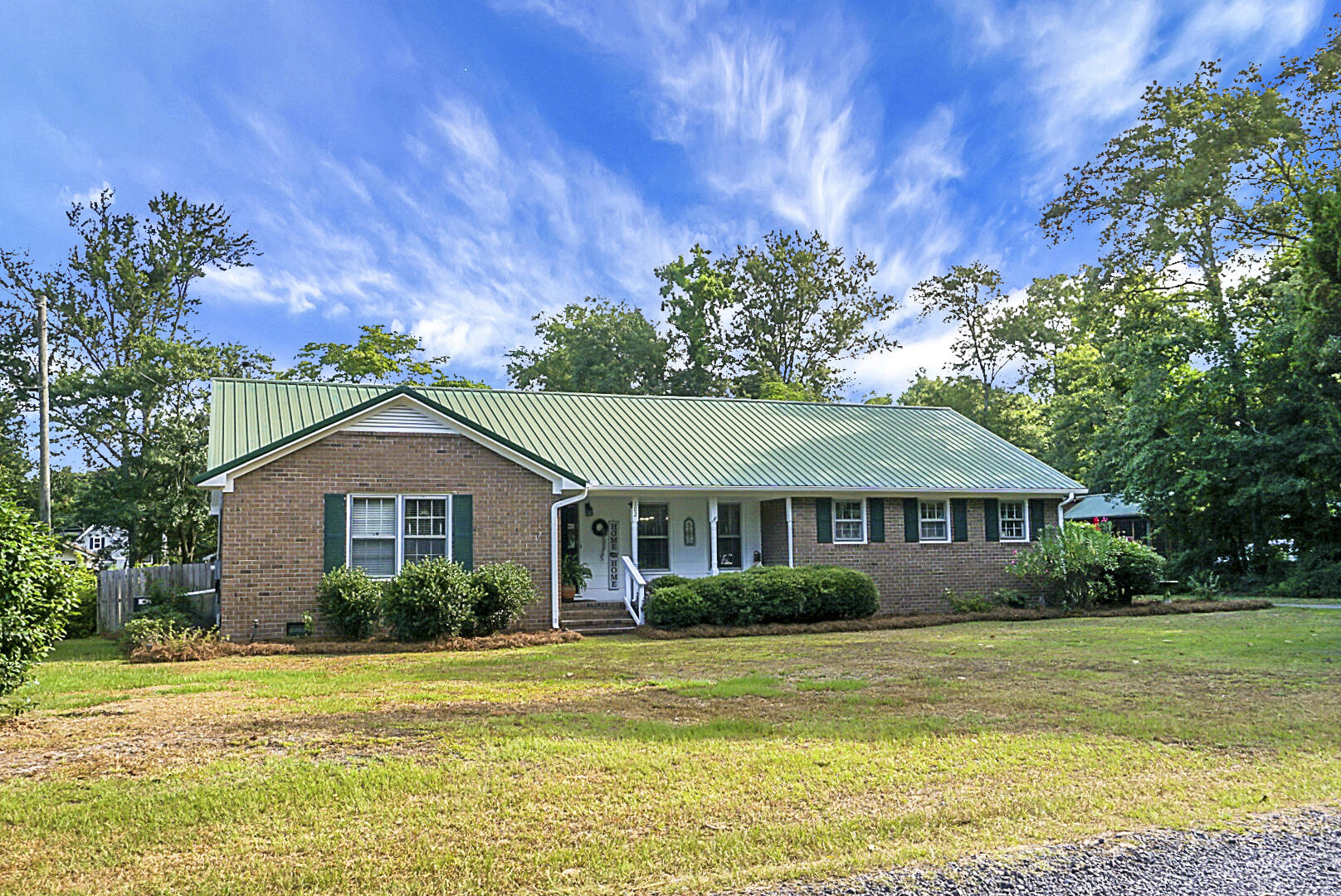 102 Cedar Spring Drive Bonneau, SC 29431 - Photo 1 of 56 DSC04997