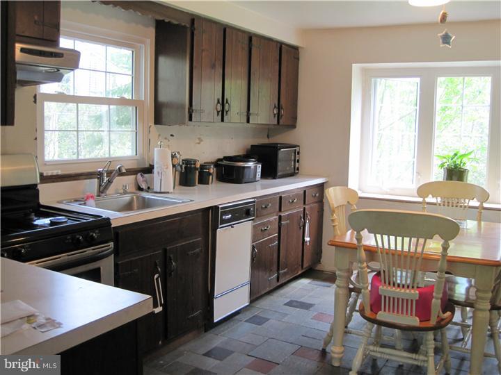 452 Carranza Road Tabernacle, NJ 08088 - Photo 9 of 13 Kitchen