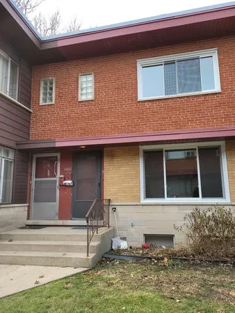 $1,900 | 4643 Church Street, Unit C, Skokie, IL 60076