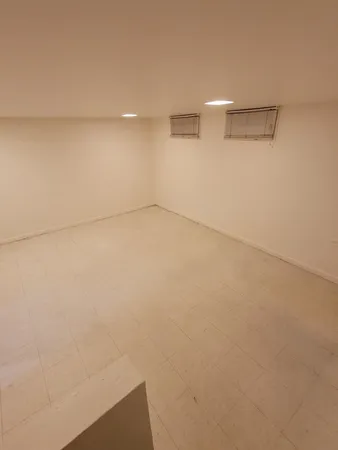 $1,900 | 4643 Church Street, Unit C, Skokie, IL 60076