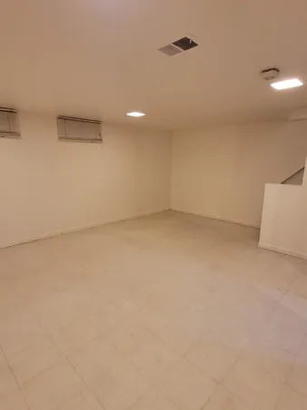 $1,900 | 4643 Church Street, Unit C, Skokie, IL 60076