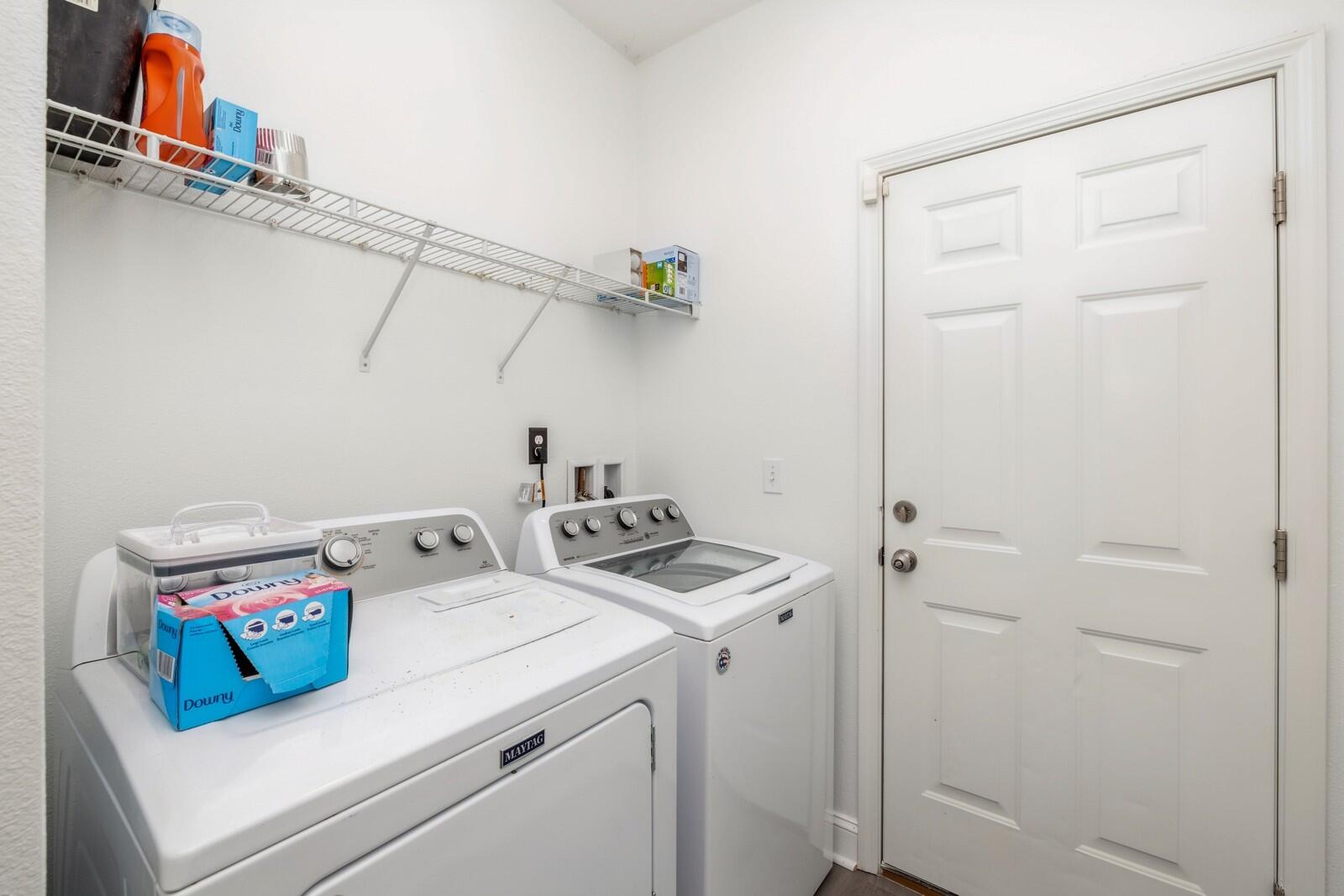 410 Wych Circle Crestview, FL 32536 - Photo 5 of 34 a utility room with dryer and washer