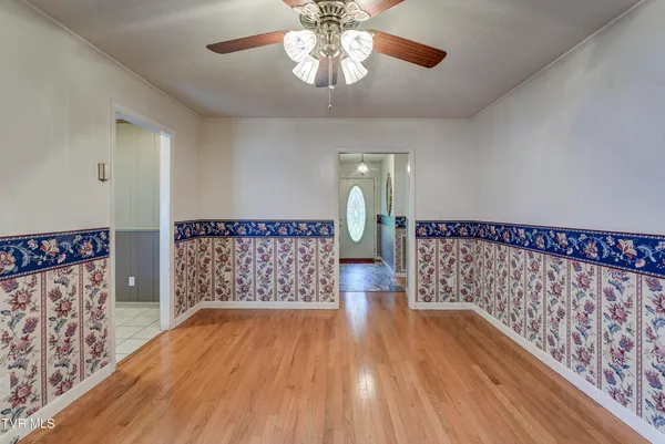 $319,900 | 206 Sycamore Street, Erwin, TN 37650