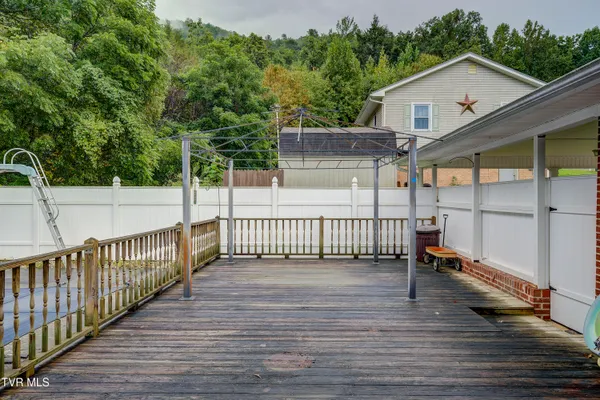 $319,900 | 206 Sycamore Street, Erwin, TN 37650