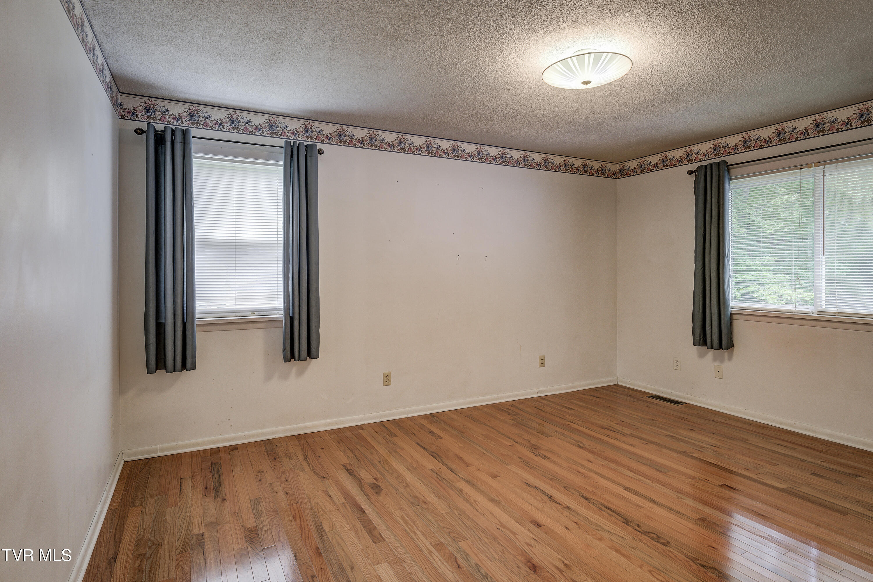 206 Sycamore Street Erwin, TN 37650 - Photo 37 of 61 Sycamore-26