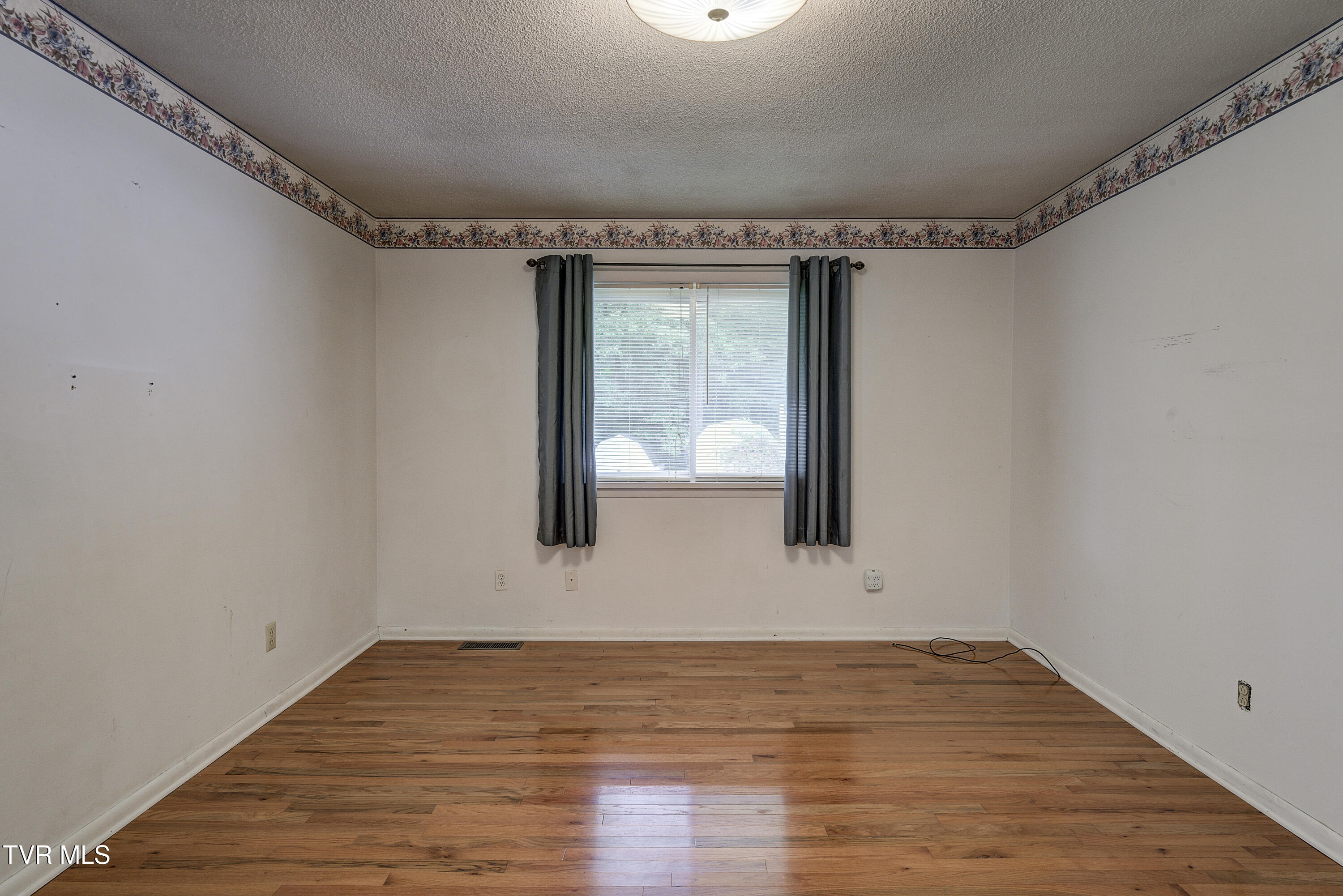 206 Sycamore Street Erwin, TN 37650 - Photo 38 of 61 Sycamore-27