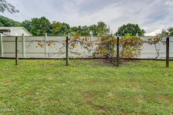 $319,900 | 206 Sycamore Street, Erwin, TN 37650