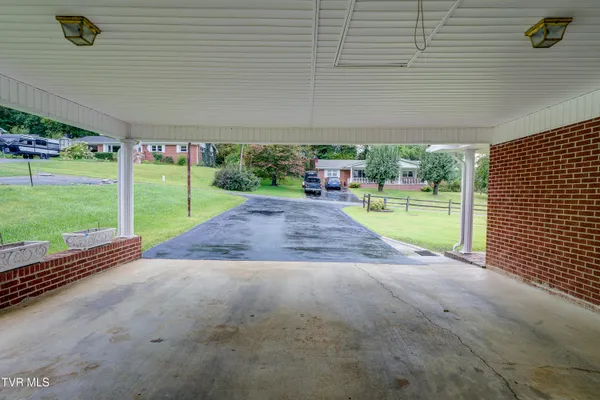 $319,900 | 206 Sycamore Street, Erwin, TN 37650