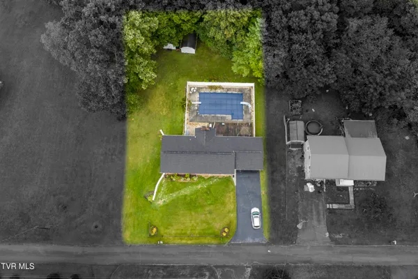 $319,900 | 206 Sycamore Street, Erwin, TN 37650