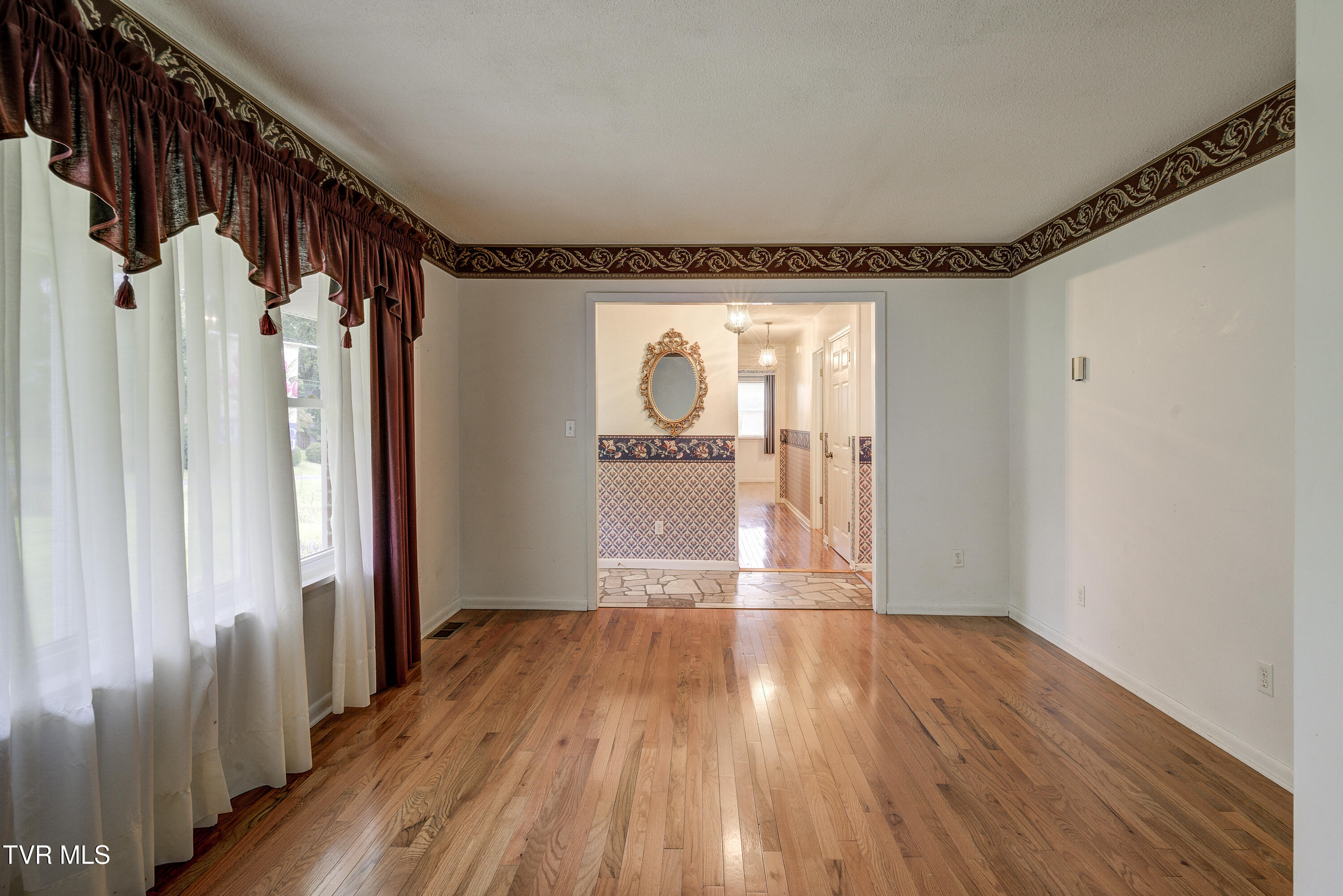 206 Sycamore Street Erwin, TN 37650 - Photo 6 of 61 Sycamore-4