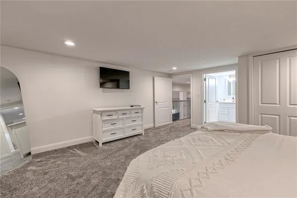 a view of a livingroom with furniture