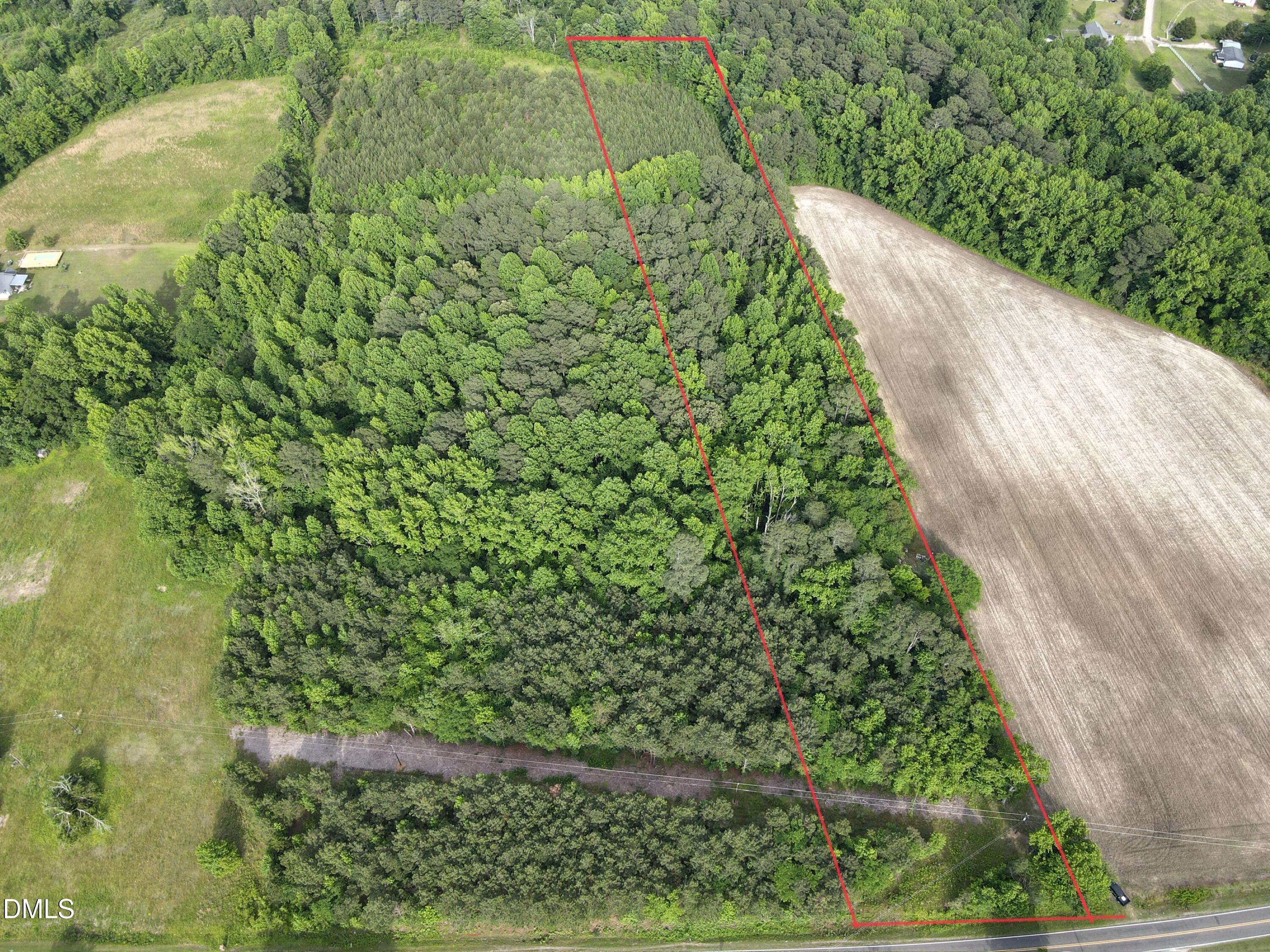 5.1-p G P G Pearce Road Zebulon, NC 27597 - Photo 2 of 3 a view of a garden