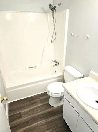 $1,200 | 3728 Village Trail, Nashville, TN 37207