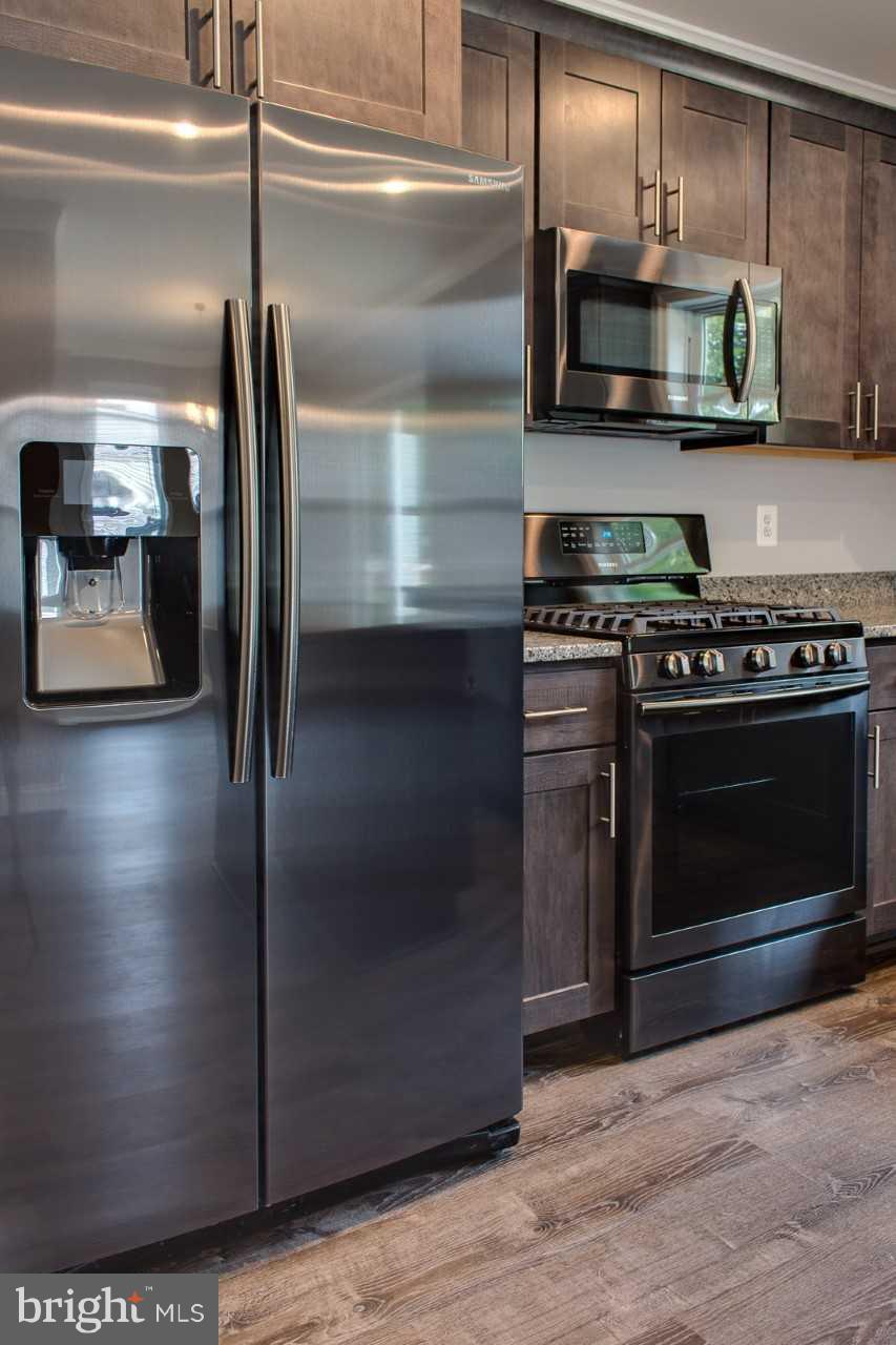 106 German Hill Road Baltimore, MD 21222 - Photo 12 of 29 All New Appliances & a 5 Burner Gas Stove
