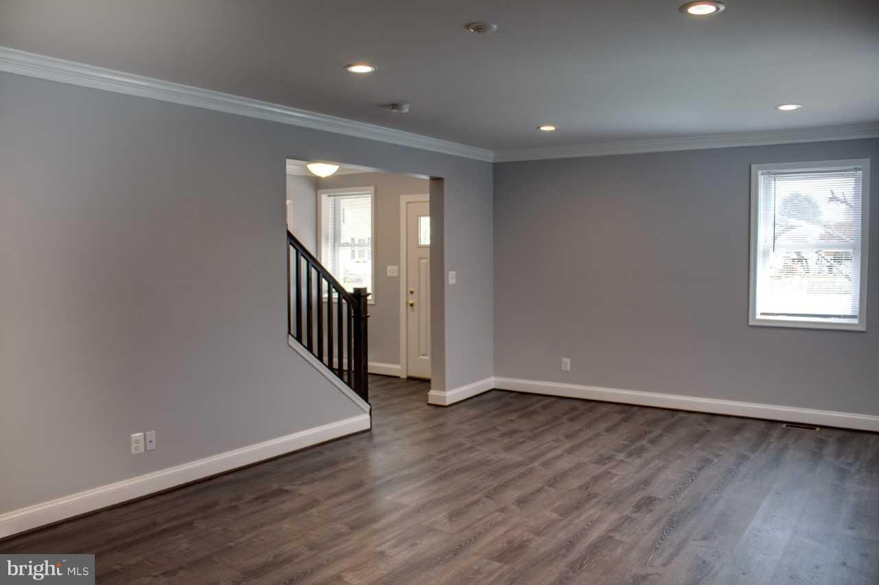 106 German Hill Road Baltimore, MD 21222 - Photo 3 of 29 Cam Lighting