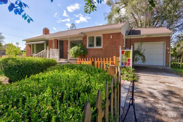 $300,000 | 41 North Dorian Drive, Ontario, OR 97914