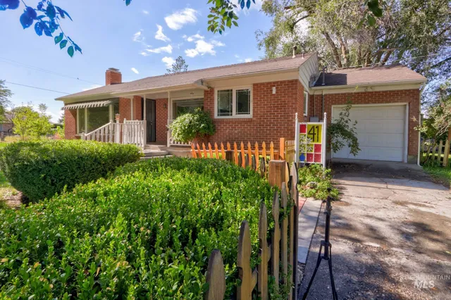 $325,000 | 41 North Dorian Drive, Ontario, OR 97914