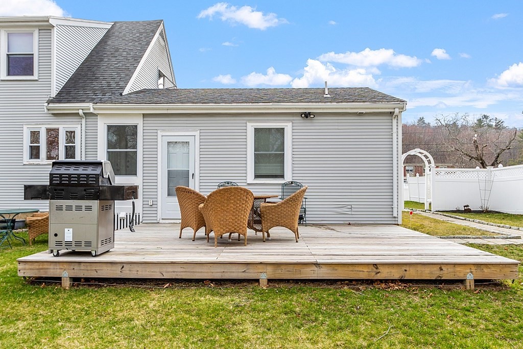 19 South Hampton Road Amesbury, MA 01913 - Photo 8 of 42 a view of a backyard with sitting area