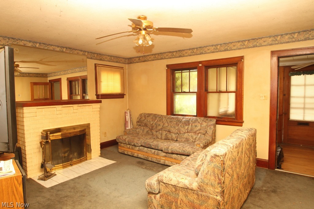 813 Kickapoo Avenue Akron, OH 44305 - Photo 4 of 11 Gallery Image 4