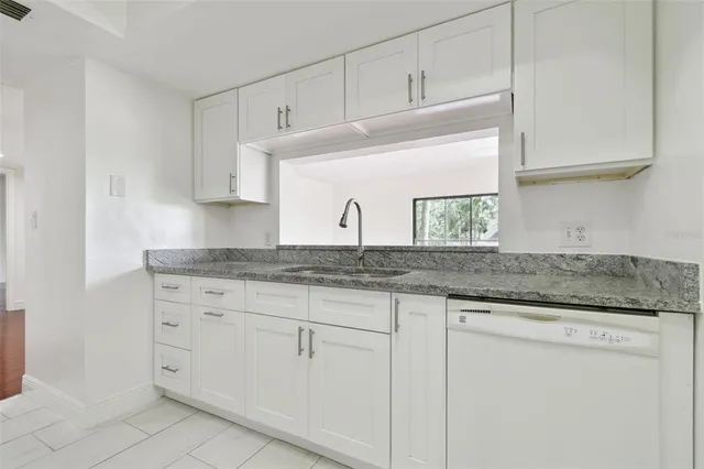 $229,000 | 13612 South Village Drive, Unit 5201, Tampa, FL 33618