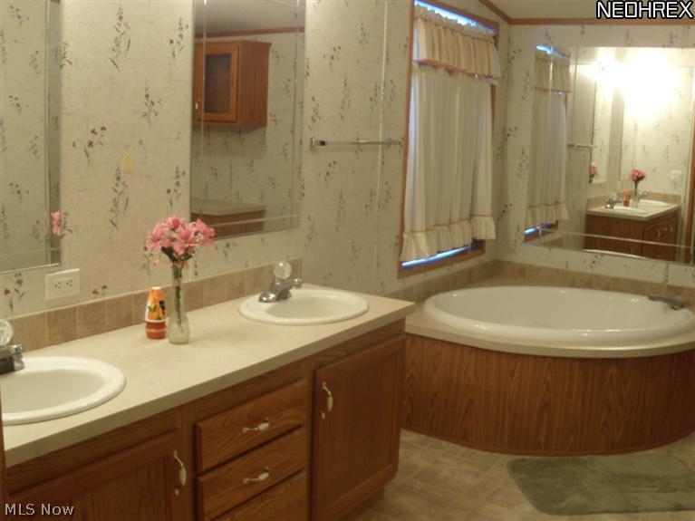 1749 Hayford Road Rome, OH 44085 - Photo 21 of 23 Gallery Image 21