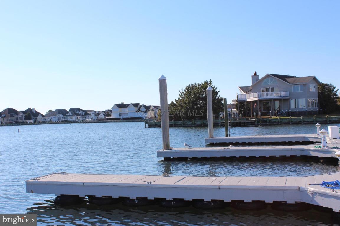 68 B Pines Point Ocean Pines, MD 21811 - Photo 4 of 10