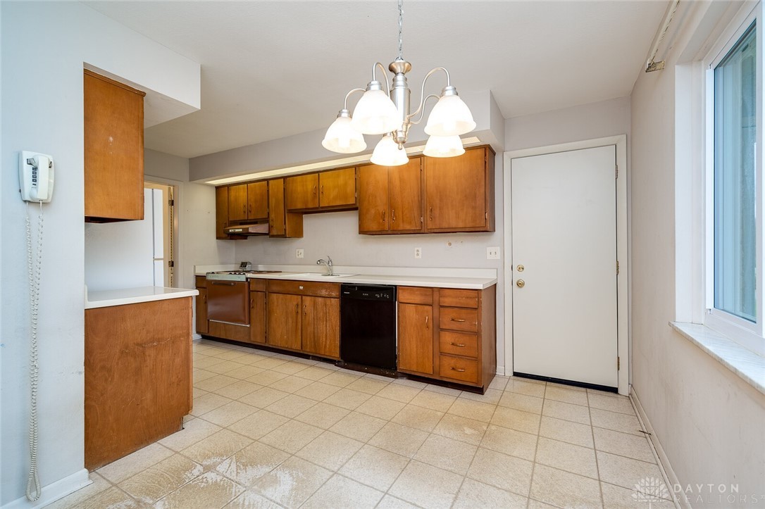 5636 Overbrooke Road Kettering, OH 45440 - Photo 15 of 46 Gallery Image 15