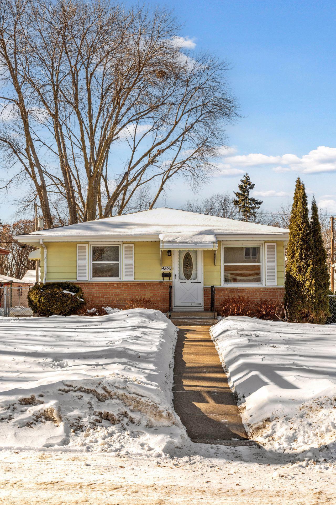 4206 Northeast 2nd Street Columbia Heights, MN 55421 - Photo 4 of 54