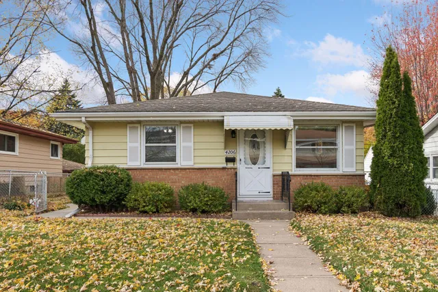 $324,900 | 4206 Northeast 2nd Street, Columbia Heights, MN 55421