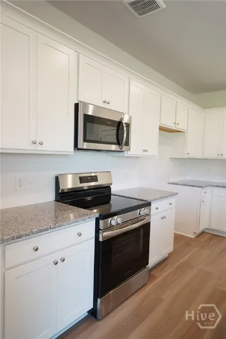 $2,150 | 116 Seagrass Way, Bloomingdale, GA 31302