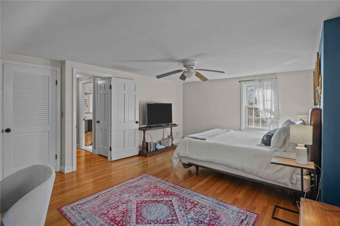 38 Angela Avenue Cranston, RI 02921 - Photo 32 of 49