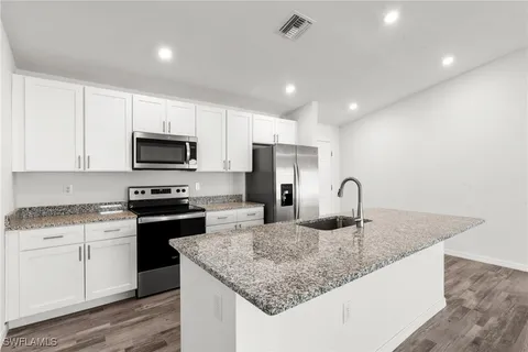$335,000 | 1129 Northwest 9th Street, Cape Coral, FL 33993