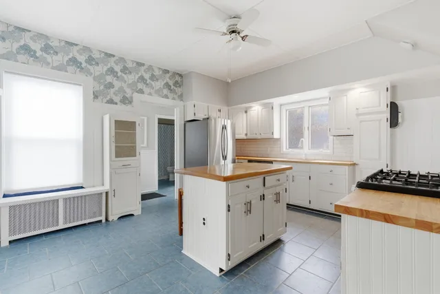 $524,900 | 30 Ray Street, Manchester, NH 03104