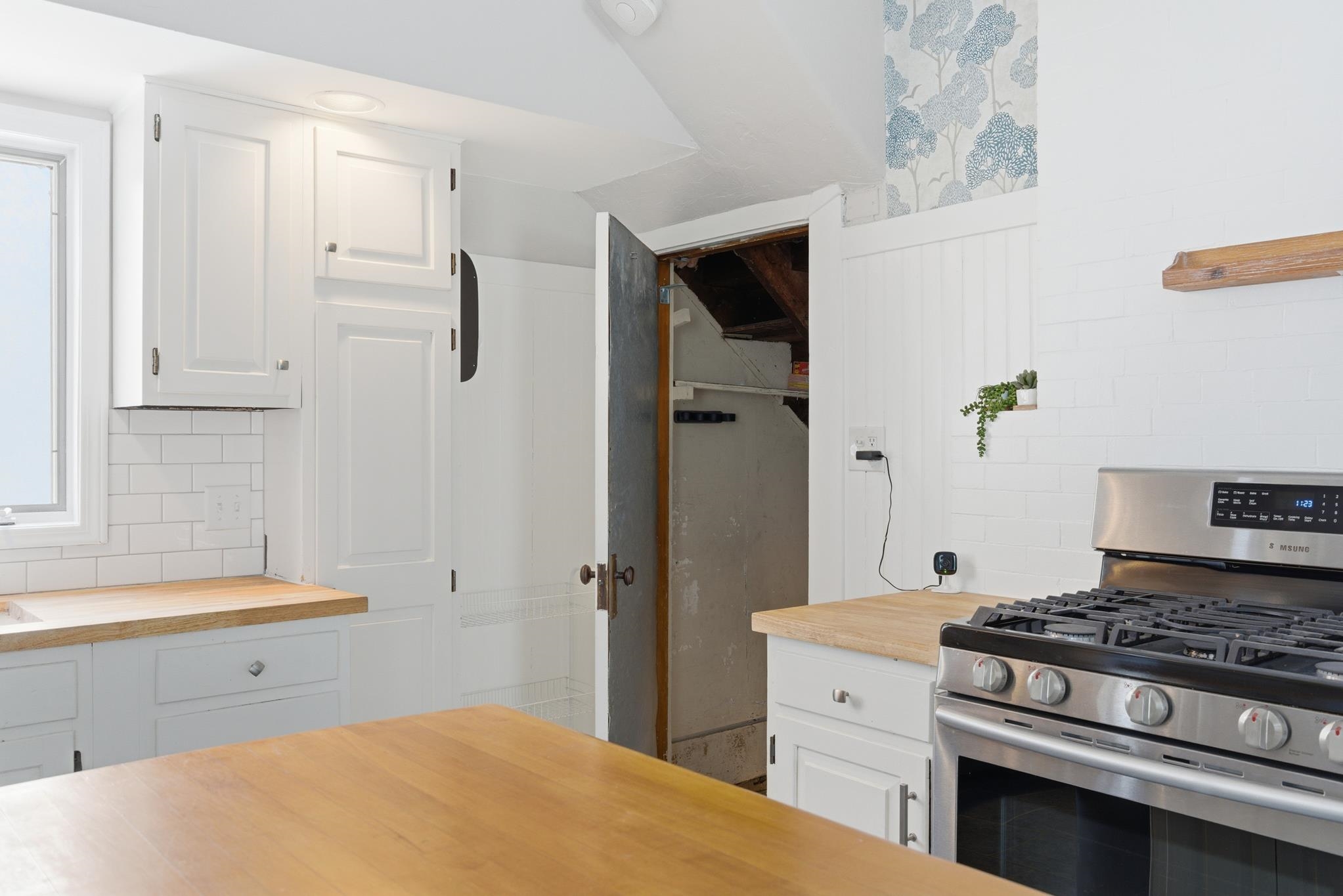 30 Ray Street Manchester, NH 03104 - Photo 39 of 43