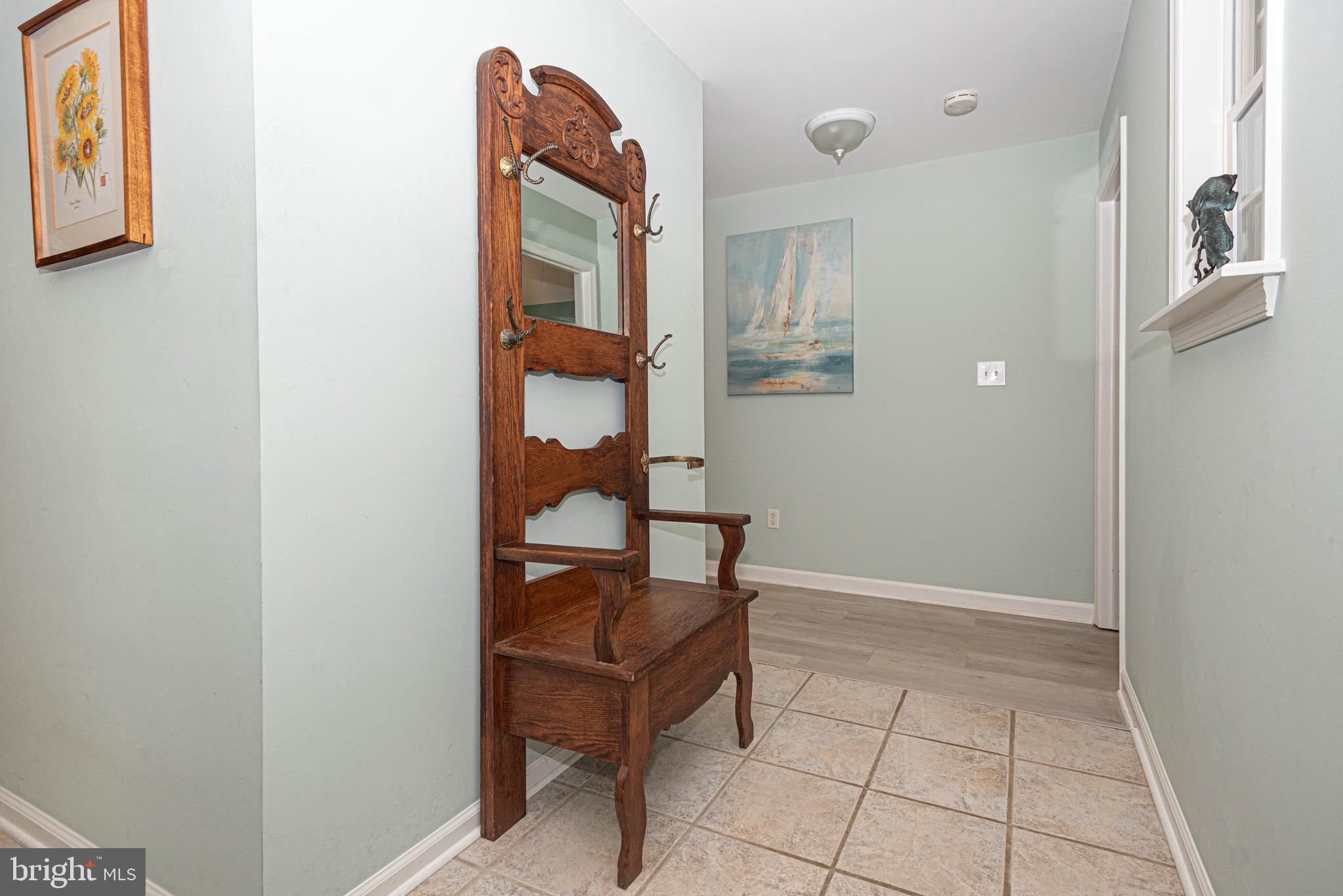 75 Pinehurst Road Ocean Pines, MD 21811 - Photo 17 of 23 The Foyer