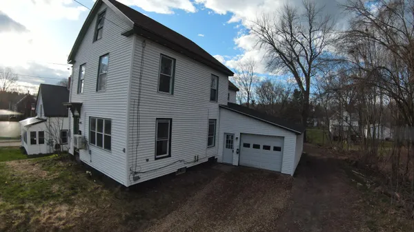 $262,900 | 161 Waverly Avenue, Pittsfield, ME 04967